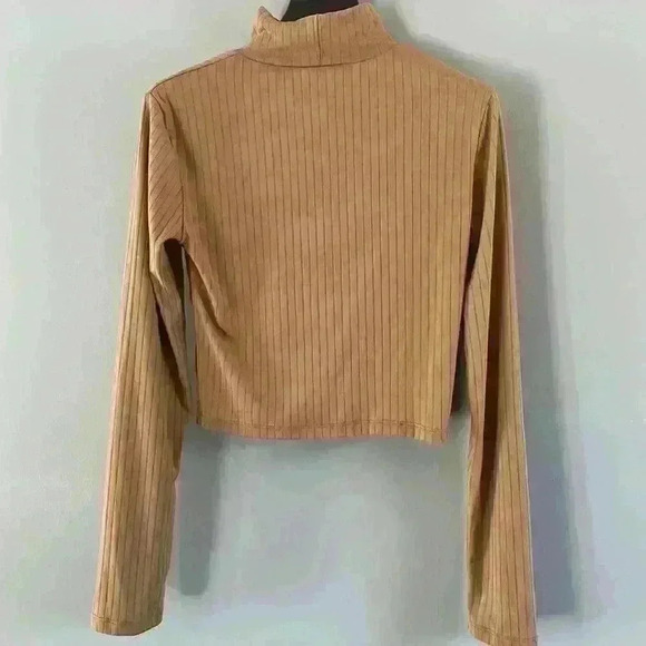 Ardene mock neck long sleeve ribbed top size medium - Picture 8 of 12